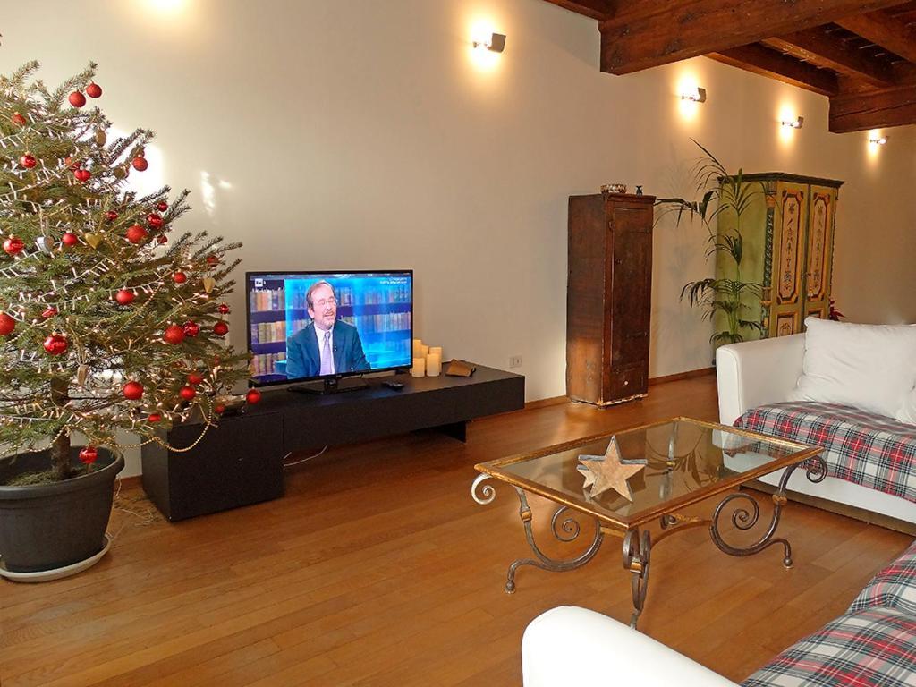New Charme & Luxury - Sosa Residence In The Heart Of Удине Экстерьер фото
